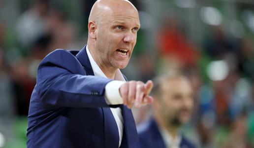 Crvena zvezda v finalu, slovenski trener pokvaril načrte Partizanu