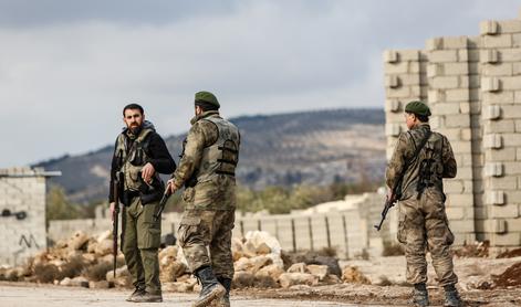 Izrael napadel Sirijo: ubitih najmanj 36 sirskih vojakov