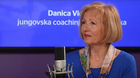 Danica Vidmar: V sendviču med starimi starši in svojimi otroki #Spotkast