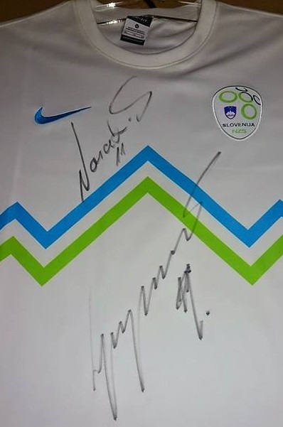 Konov podpisan dres Slovenije | Foto: osebni arhiv/Lana Kokl