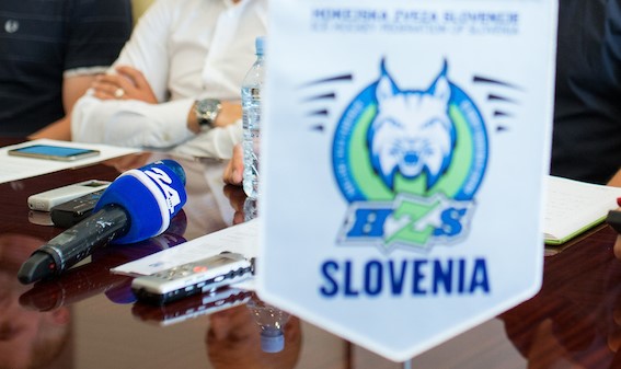"HZS formalno ni stranka v postopku, tako da formalno ne spremljamo postopka, smo pa v stiku z IIHF, a v vsebino postopka nimamo vpogleda." | Foto: Matic Klanšek Velej/Sportida