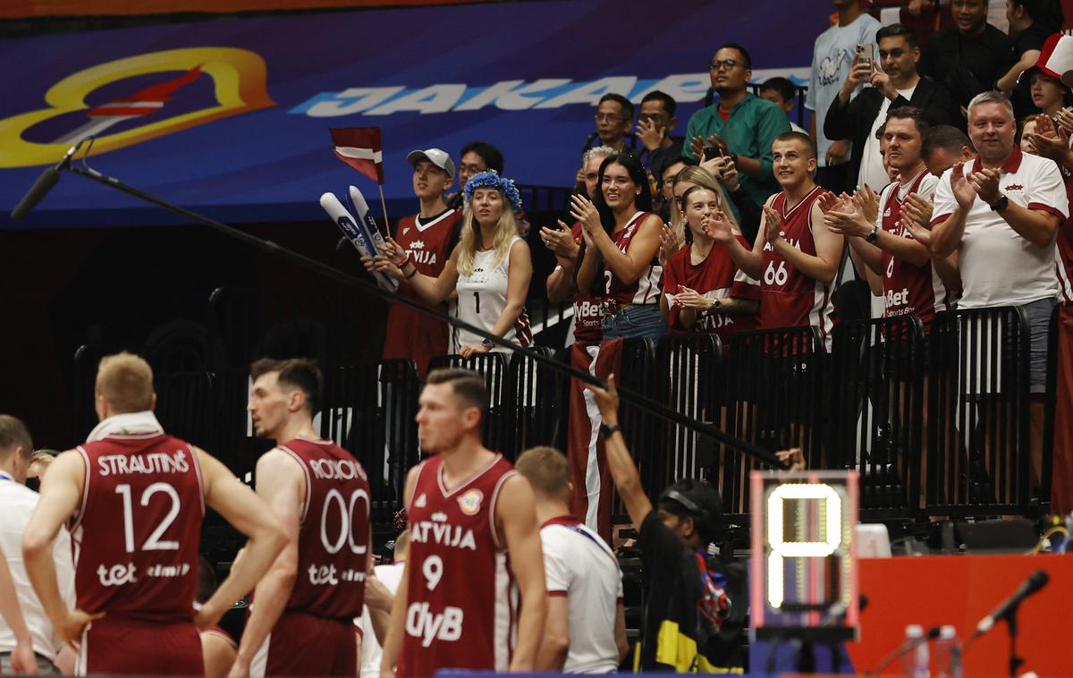 Latvija | Latvijci do konca SP ne bodo več mogli računati na pomoč Dairisa Bertansa. | Foto Reuters
