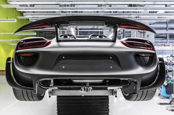 Električni porscheji bodo imeli 500 kilometrov dometa | Foto Porsche