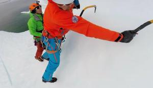 GoPro za prikaz kamere izbral Slovenca, plezala sta na ledeno goro (video) 