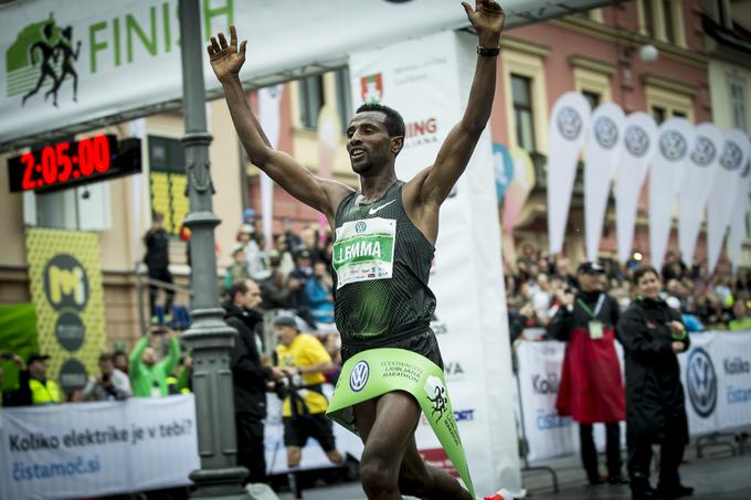 Rekord maratona (2:04:58) od leta 2018 drži Etiopijec Sisay Lemma Kasaye. | Foto: Ana Kovač