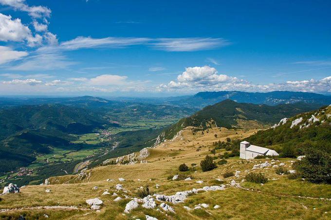 Udeleženci prvega srečanja akcije Očistimo gore bodo v osmi sezoni čistili planinske poti nad Vipavo. | Foto: 