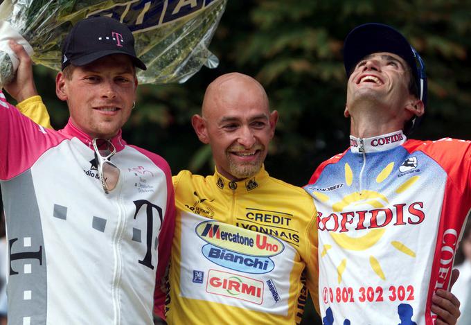 Se kdo spomni, v dresu katere ekipe je Marco Pantani dosegel svoje največje uspehe? | Foto: Reuters