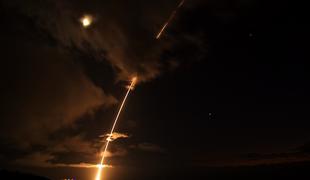 Izstreljena severnokorejska raketa naj bi imela hipersonično bojno glavo