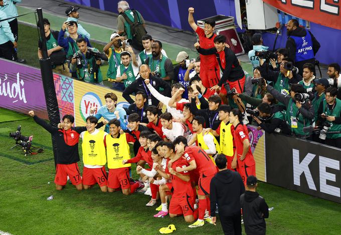 Veselje nogometašev Južne Koreje | Foto: Reuters