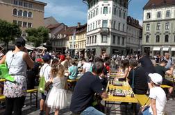 Na Prešernovem trgu poteka ljubljanski šahovski festival #foto #video