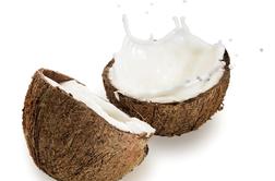 Minuta za zdravje: S kokosovim mlekom do lepih las