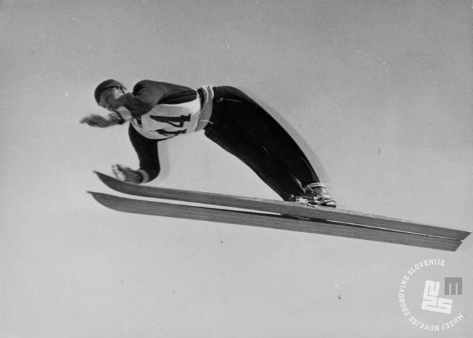 Birger Ruud je postavil dva svetovna rekorda. Tisti iz Planice iz leta 1934 je veljal leto dni. Na fotografiji na tekmi v Garmisch-Partenkirchnu. | Foto: Foto: neznan, hrani: MNZS.