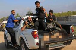 Za fotografijo paradiranja Hamasovcev s pohabljeno Shani prejel ugledno nagrado