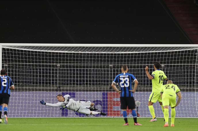 Inter, Samir Handanović | Samir Handanović se je z Interjem prebil v četrtfinale. | Foto Reuters