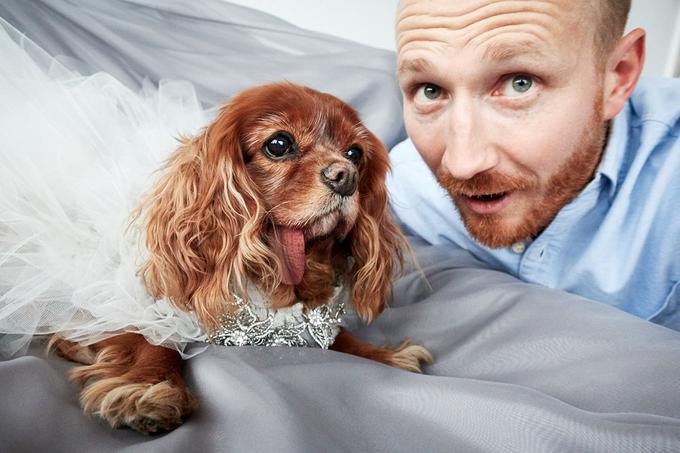 Pred dvema letoma je bil uradni fotograf prve pasje poroke v New Yorku. Poročil se je Toast, eden najslavnejših psov na svetu, ki ima na Instagramu preko 370 tisoč sledilcev. | Foto: Jaka Vinšek