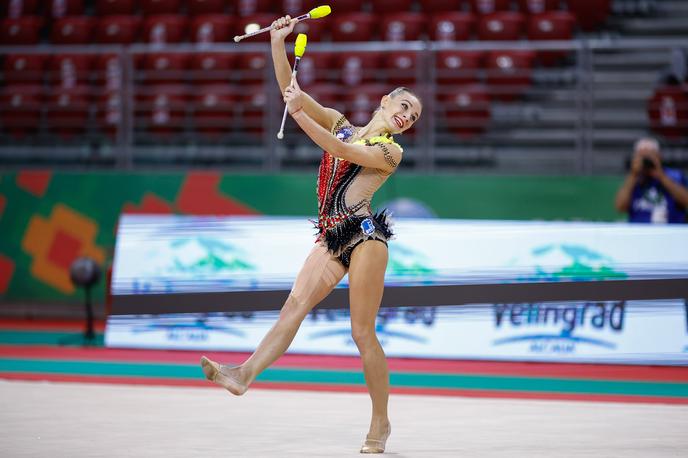 Jekaterina Vedenejeva | Vedenejeva je zmagala s kiji in trakom. | Foto Guliver Image