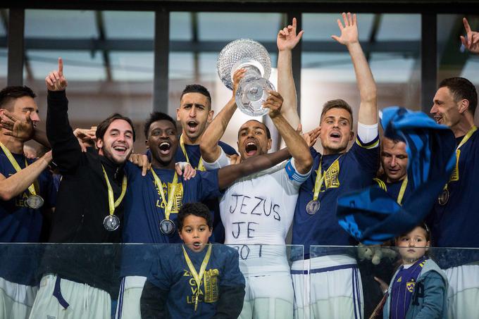 Rekorderji tekmovanja so Mariborčani. Pokal so osvojili že devetkrat, nazadnje leta 2016. | Foto: Vid Ponikvar