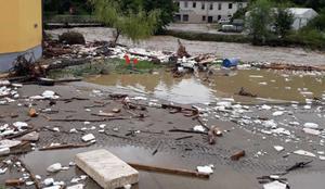 Ravne na Koroškem: v ujmi poplavljen kulturni center je treba porušiti v celoti