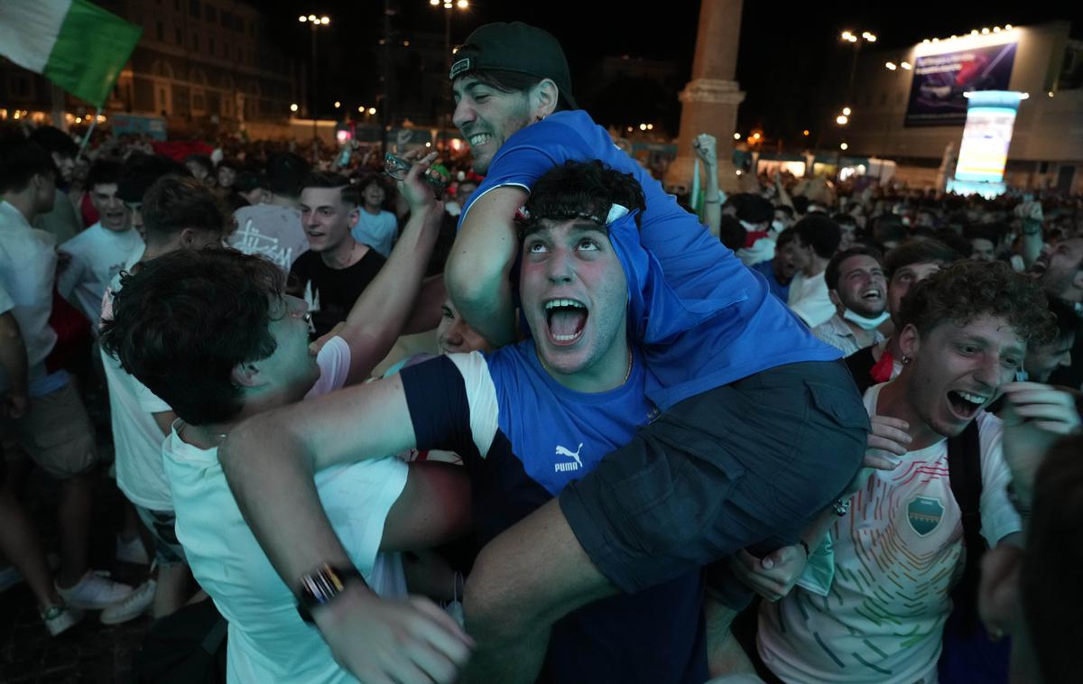 Italija Avstrija | Italijanski navijači so imeli znova razlog za veselje. | Foto Guliverimage