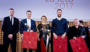Država nagradila zlate košarkarje, bronaste rokometaše ter svetovna prvaka Savška in Štuhčevo