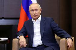 Tudi uradno: Putin gre po novi predsedniški mandat