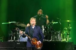 Bo trojici uspelo najti izgubljeno kitaro Paula McCartneyja?