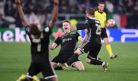 Ni vse v denarju: Ajax očaral romantike, Ronaldo izgubil živce