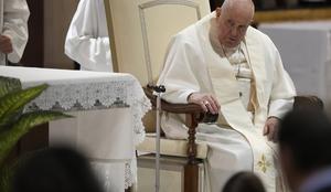 Papež sprejel odstop škofa, ki je prikrival spolne zlorabe