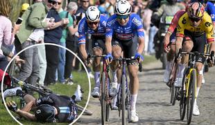 Drama na dirki Pariz-Roubaix, ki ima žrtev, še vedno pa išče krivca #video