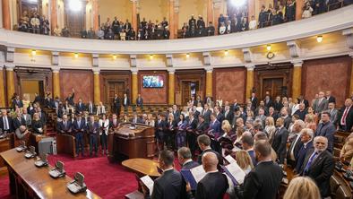 Srbski parlament potrdil novo vlado
