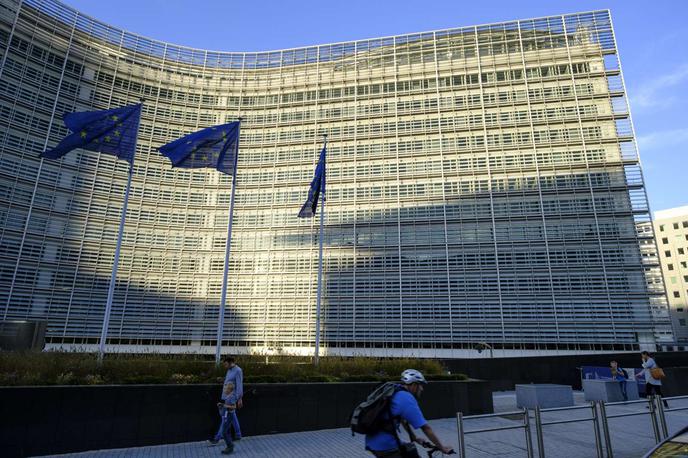 Bruselj | Članice bodo v skladu s predlogom komisije svoje cilje na področju javnih financ, ukrepe za naslovitev makroekonomskih neravnovesij ter prednostne reforme in investicije opredelile v srednjeročnih načrtih fiskalne politike. | Foto STA
