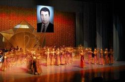 Turkmenistan bo iz himne črtal ime pokojnega voditelja
