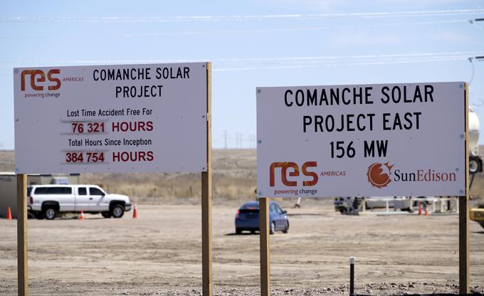 Sončna elektrarna Comanche pri mestu Pueblo je ena od številnih, ki so jo v ameriški zvezni državi Kolorado postavili v zadnjem desetletju. | Foto: Reuters