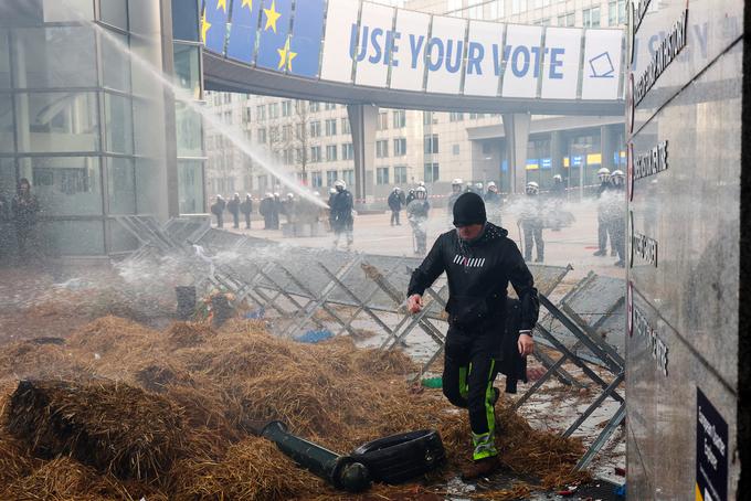 Protest kmetov v Bruslju | Foto: Reuters
