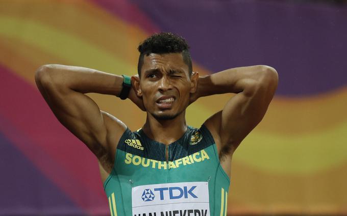 Wayde Van Niekerk je svetovni rekorder, olimpijski in svetovni prvak v teku na 400 metrov. | Foto: Reuters