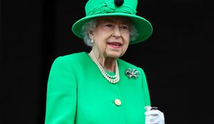 Ima kraljica težave z zdravjem? Novega premierja prvič v zgodovini ne bo sprejela v Londonu.