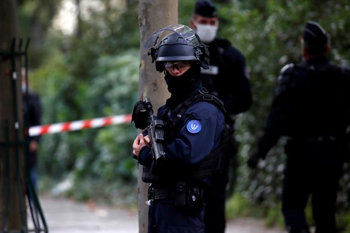 francoska policija pariz francija | O motivu za napad ne poročajo.  | Foto Reuters