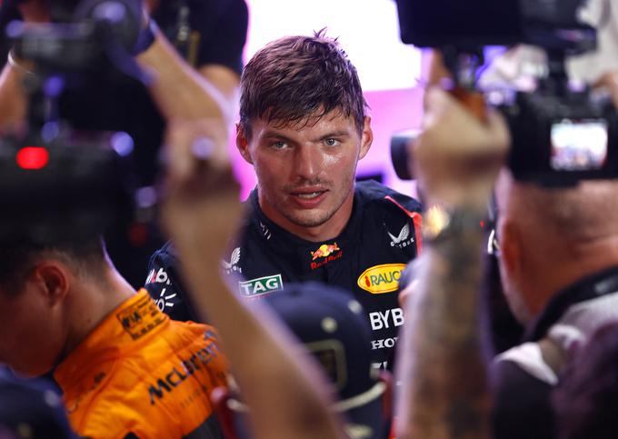 Tudi novi/stari svetovni prvak Max Verstappen je bil po dirki povsem prepoten. | Foto: Reuters