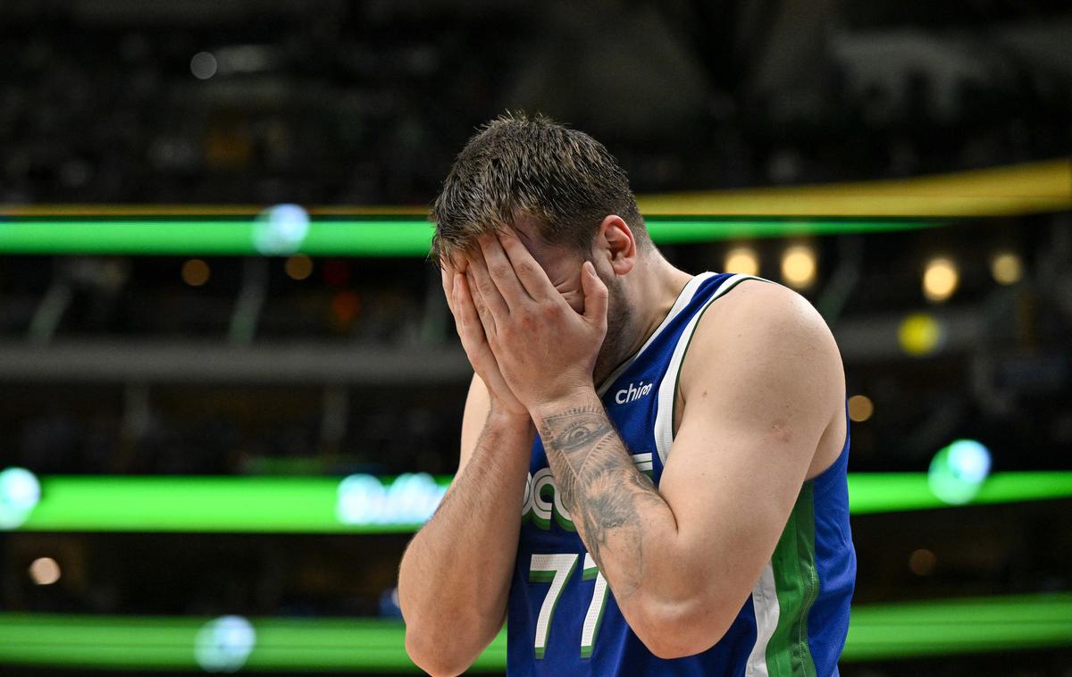 Luka Dončić Dallas Mavericks | Luka Dončić v noči na nedeljo zaradi poškodbe gležnja ne bo igral. | Foto Reuters