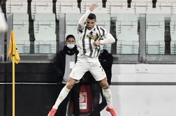 Ronaldo znova prvi strelec serie A, vodilni Handanovićevi pobegnili na +4