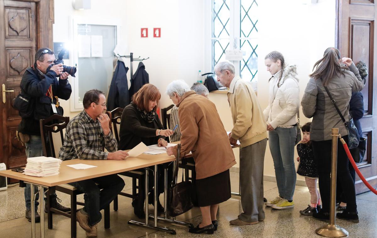 Volišče | Slovenci smo žal znani po slabi volilni udeležbi na evropskih volitvah. Leta 2019 je glasovalo le 28,9 odstotka volilnih upravičencev, slabši sta bili le še Češka z 28,7 odstotka in Slovaška z 22,7 odstotka. | Foto STA