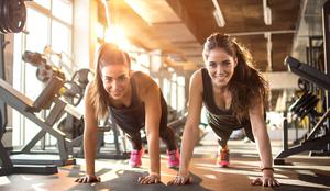 7 razlogov, zakaj bi vsaka ženska morala vaditi v fitnesu!