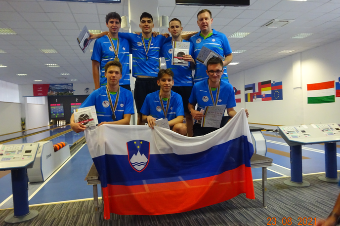 Kegljanje svetovno prvenstvo | Moški v kategoriji ekipno U-18 so postali svetovni prvaki.