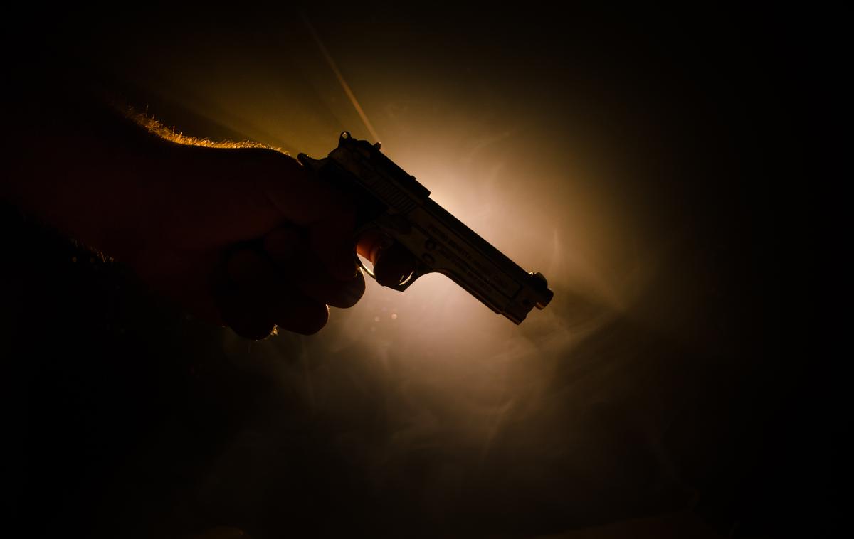 Orožje, puška, pištola | Izkazalo se je, da je šlo za orožje s slepimi naboji. | Foto Shutterstock
