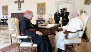 Umrl kontroverzni kardinal: "Njegovo ime pozna vsaka žrtev spolnih zlorab na svetu"