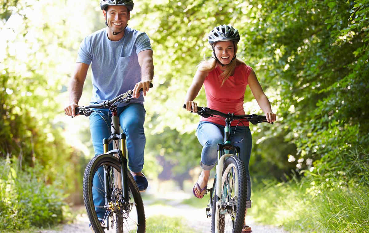 kolesarjenje, čelada, rekreacija | Foto Shutterstock