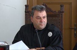 Sodnik Radonjić se je pritožil na začasni suspenz