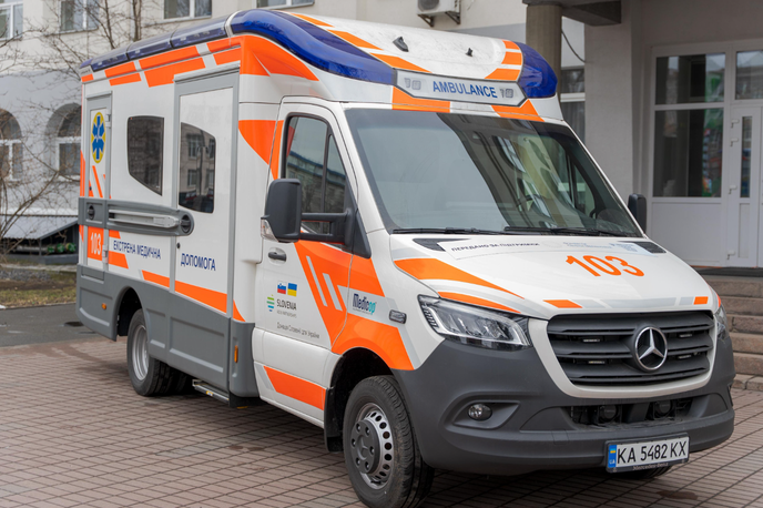 Reševalno vozilo | Slovenija je Ukrajini predala tretje reševalno vozilo.  | Foto X/@SLOinUKR
