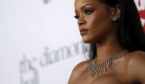 Siddharta je v enem tednu prodala več izvodov albuma kot Rihanna