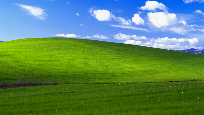 Fotografiji je ime Bliss nadel Microsoft, izvirni avtor jo je poimenoval Bucolic Green Hills. | Foto: Microsoft